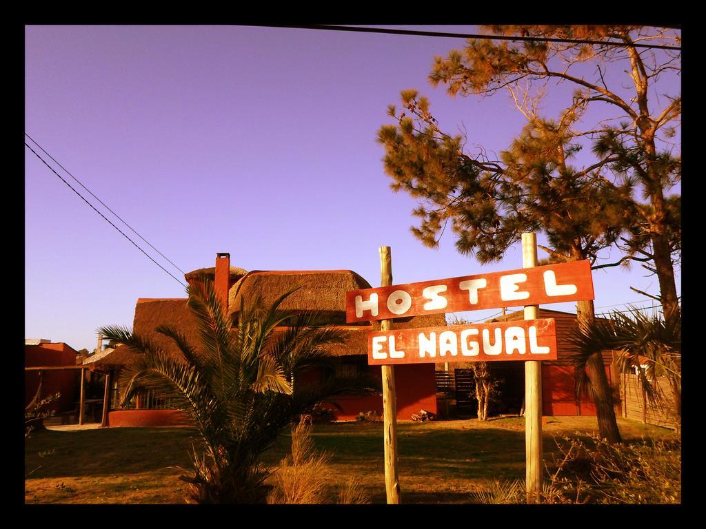 Hostel El Nagual ปุนตาเดลดีอาโบล ภายนอก รูปภาพ