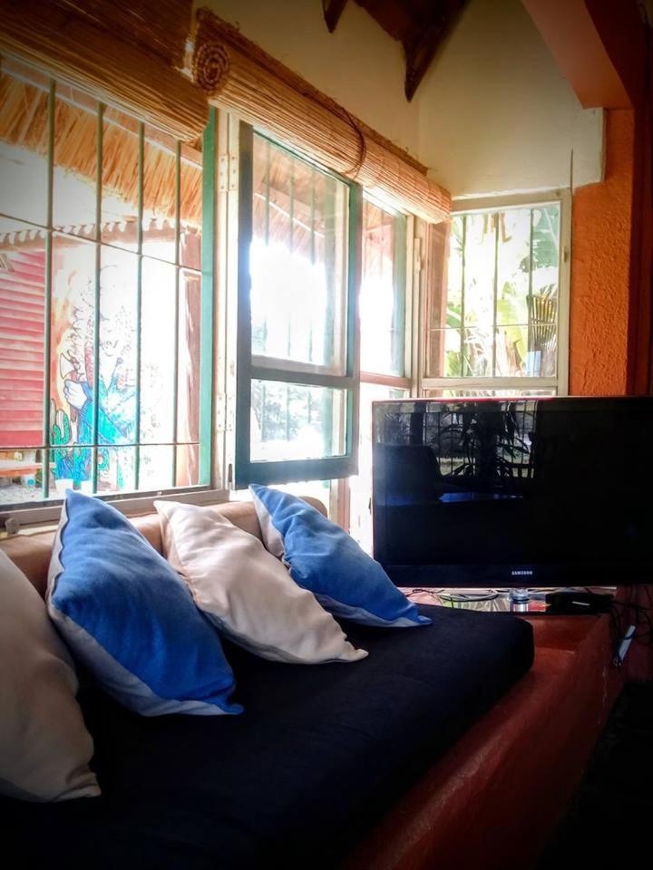 Hostel El Nagual ปุนตาเดลดีอาโบล ภายนอก รูปภาพ